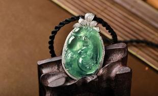 2013江苏真德秋拍 金镶钻翡翠豪华挂坠的批发采购与五金交电市场机遇